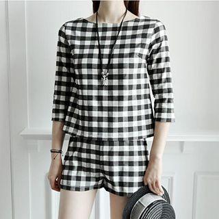 Set: 3/4-sleeve Check Top + Shorts