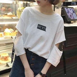 Lettering Cut Out 3/4-sleeve T-shirt