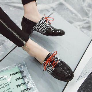 Pattered Panel Lace-up Oxfords