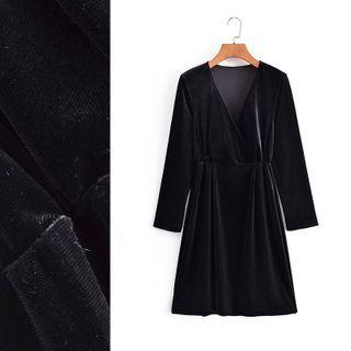 Long Sleeve V-neck Velvet Dress