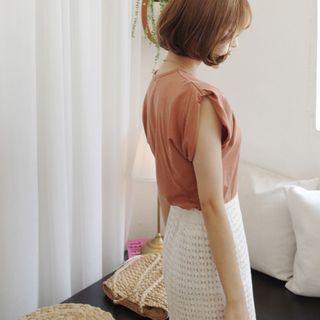 U-neck Roll-up Sleeve T-shirt