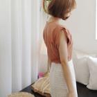 U-neck Roll-up Sleeve T-shirt