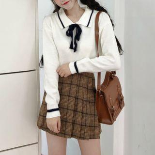 Collared Knit Top / Plaid Pleated Mini Skirt