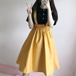 Short-sleeve T-shirt / Suspender Midi A-line Skirt