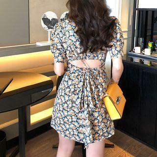 Floral Short-sleeve Cut Out A-line Dress
