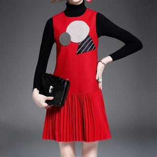 Applique Sleeveless Pleated A-line Dress