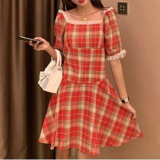 Short-sleeve Plaid Frill Trim A-line Dress Red - One Size