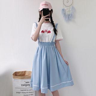 Printed Short-sleeve T-shirt / Suspender Midi A-line Skirt