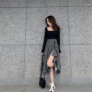 Long-sleeve Square-neck T-shirt / Midi A-line Skirt