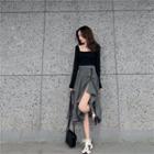 Long-sleeve Square-neck T-shirt / Midi A-line Skirt