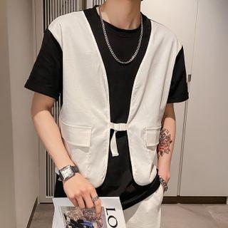 Mock Two-piece Short-sleeve Buckled Top