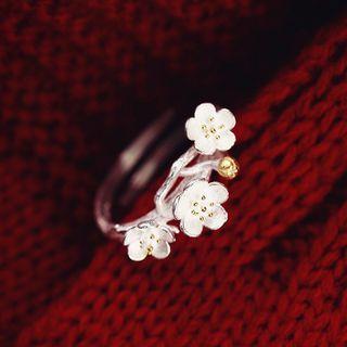Floral Open Ring White - One Size