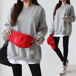 Patched Kangaroo-pocket Sweatshirt