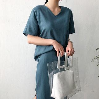 V-neck Short-sleeve Linen Blend Top