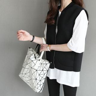 Geometric Patterned Tote