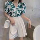 Short-sleeve V-neck Floral Blouse / High-waist Plain Wide-leg Shorts
