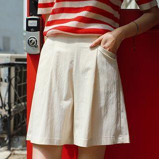 Pintuck Pocket-side Shorts