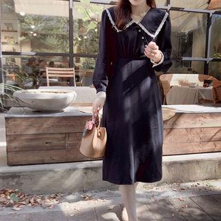 Wide-collar Lace-detail Dress