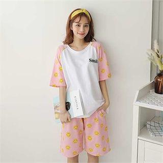 Set: Smiley Print T-shirt + Sweat Shorts