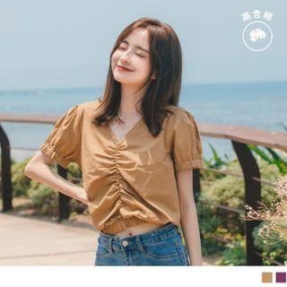 Short-sleeve Shirred V-neck Cropped Top
