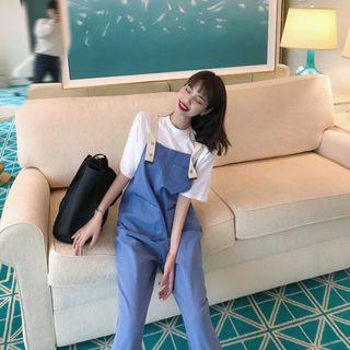 Lettering Short-sleeve T-shirt / Wide Strap Cropped Jumper Pants