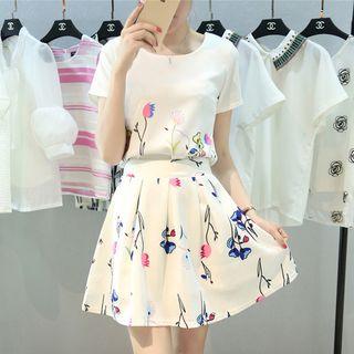Set : Floral Print Short-sleeve T-shirt + Skirt