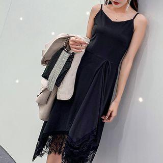 Spaghetti-strap Lace Hem Dress