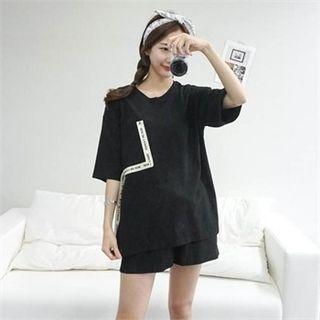 Set: Tape-trim T-shirt + Sweat Shorts
