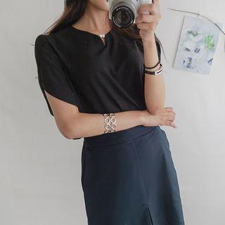 Faux-pearl Accent Petal-sleeve Chiffon Top