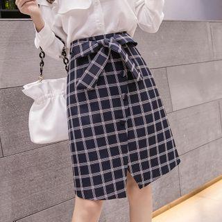 Bow Accent Plaid Skirt