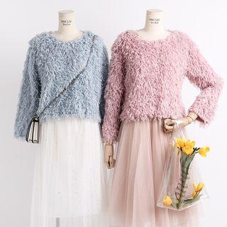 Loose-fit Furry Top