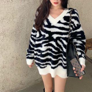 V-neck Zebra Print Knit Sweater As Figure - One Size