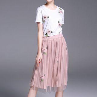 Set: Short-sleeve Embroidered T-shirt + Pleated Midi Skirt