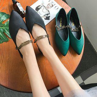 Pointy-toe Chain Flats