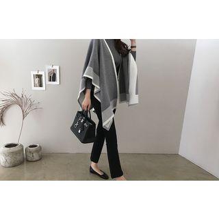 Open-front Contrast-trim Poncho