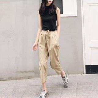 Set: Plain Knit Tank Top + Cropped Pants
