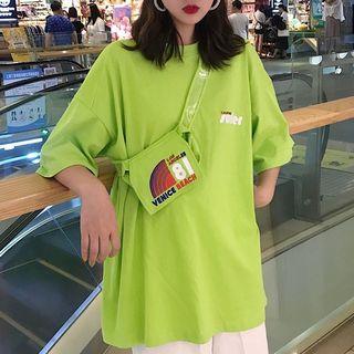 Set: Printed Elbow-sleeve T-shirt + Mini Sling Bag
