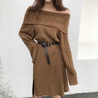 Off-shoulder Knit Shift Dress