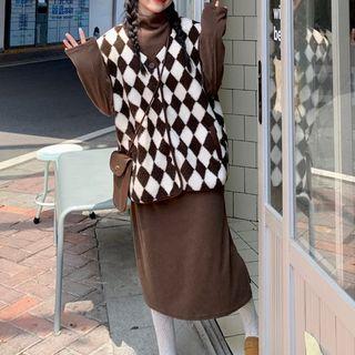 Long-sleeve Turtleneck Midi T-shirt Dress / Argyle Button-up Faux Shearling Vest