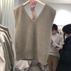 Plain V-neck Sleeveless Sweater