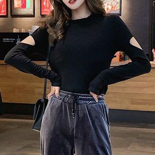 Long-sleeve Cut-out Plain T-shirt
