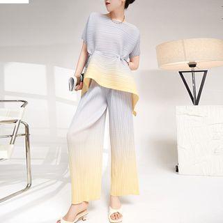 Short-sleeve Gradient Asymmetrical Top / Wide Leg Pants