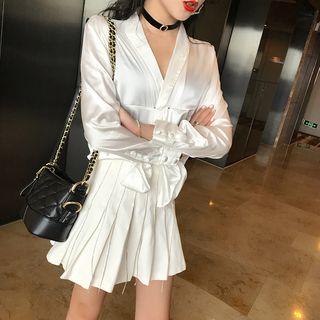 Long-sleeve Tie Front Hem Top