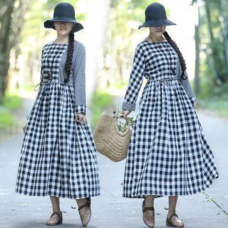 Checked Long-sleeve Midi Shift Dress