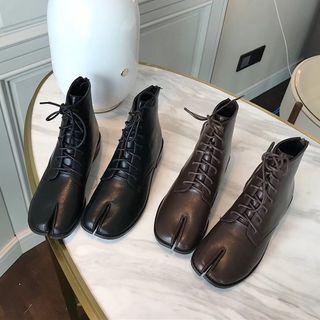 Faux Leather Split Toe Short Boots