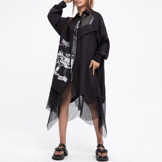 Lettering Print Mesh Panel Shirt