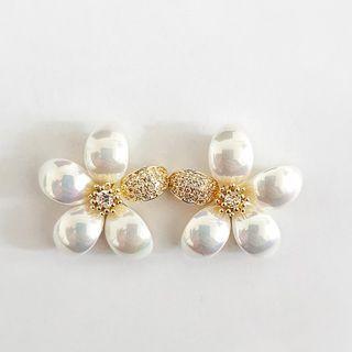 Rhinestone Faux Pearl Flower Earring 1 Pair - Gold - One Size