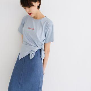 Embroidered Slit-side Short-sleeve T-shirt