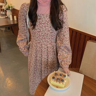 Long-sleeve Floral Print Midi A-line Dress / Turtleneck Top