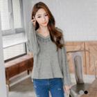 Long Sleeve Tasseled V-neck T-shirt